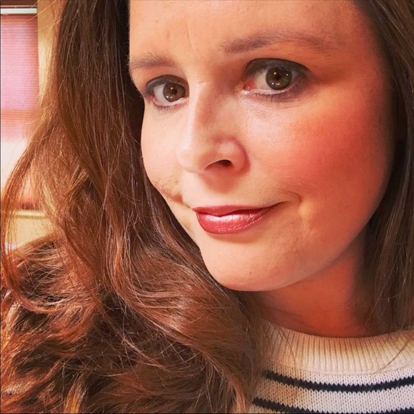 Meet your Posher, Lisa the sometimes actress - Picture 2 of 8